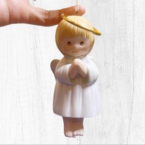 Call Mark 1995 angel precious moment ornament